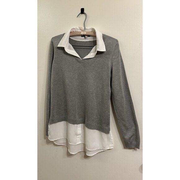 Adrianna papell Women’s V-neck Sweater Vest And Layered Blouse Size Medium - Picture 1 of 12